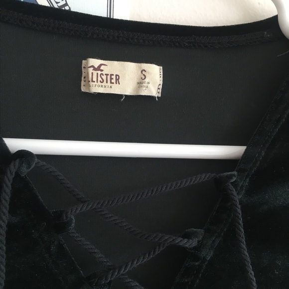 Black velvet lace-up body suit from Hollister - Picture 4 of 6